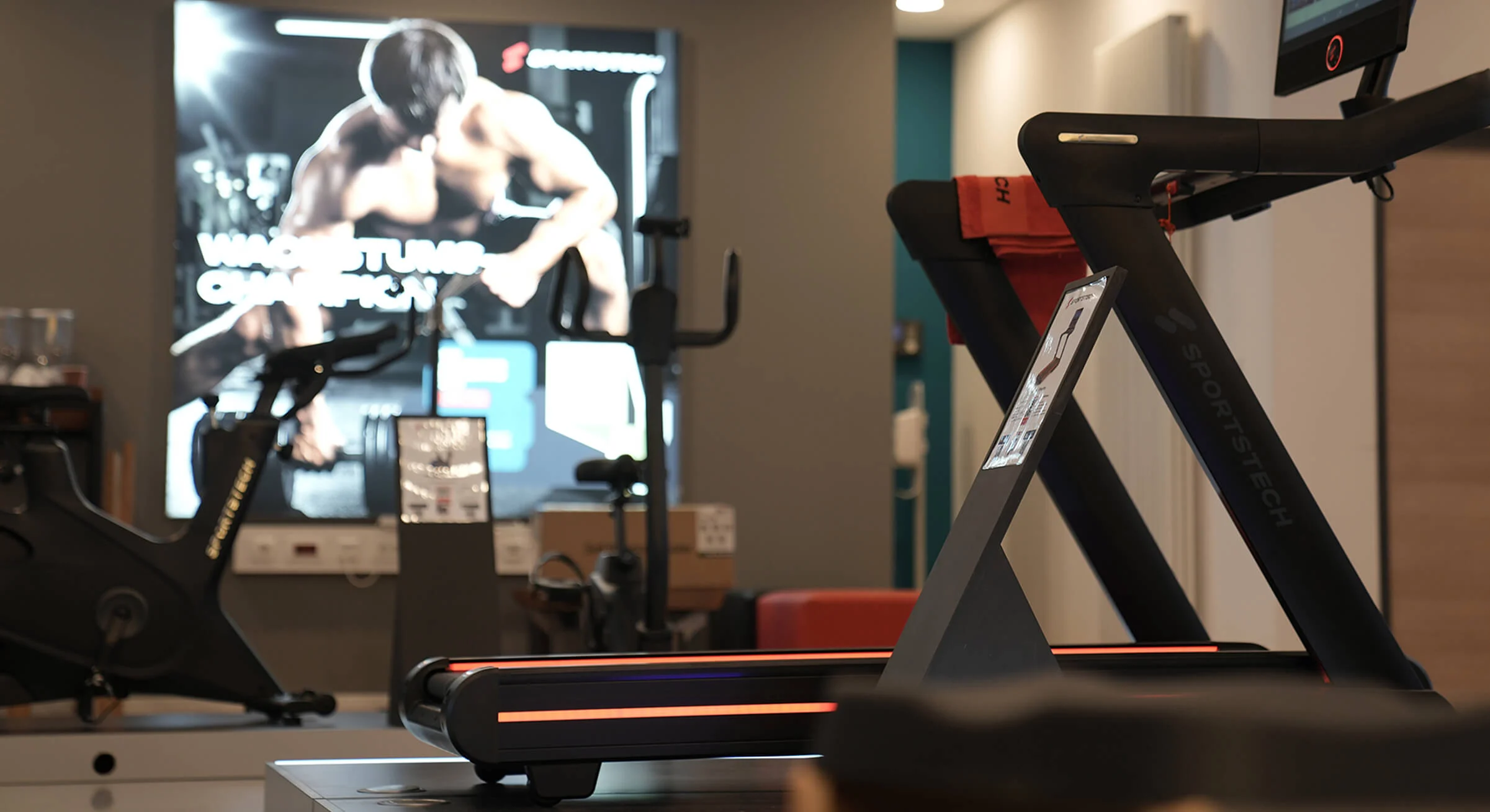 Sportstech Store Berlin Interior 1